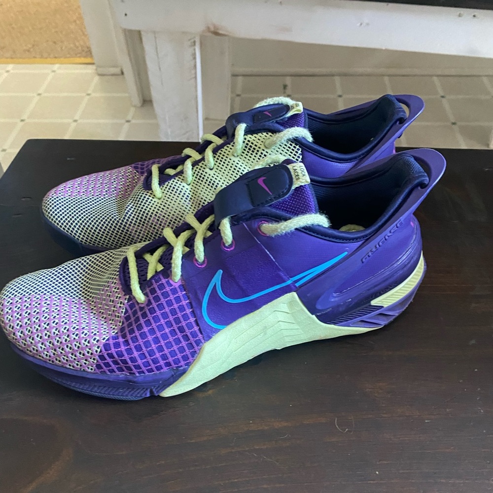 Nike Metcon 8 Flyease